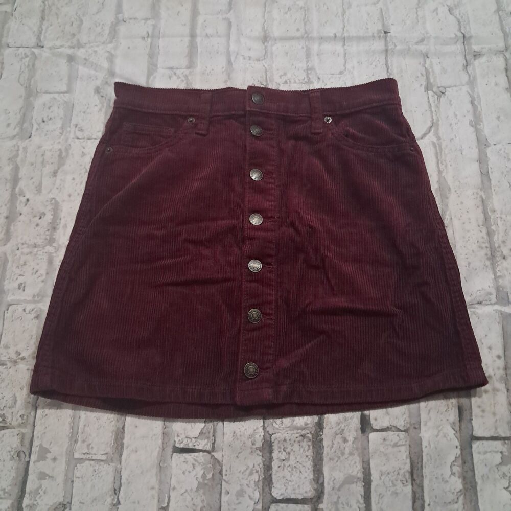 Arizona Jean Co Juniors Size 5 Corduroy Burgundy Mini Skirt Button Front Pockets